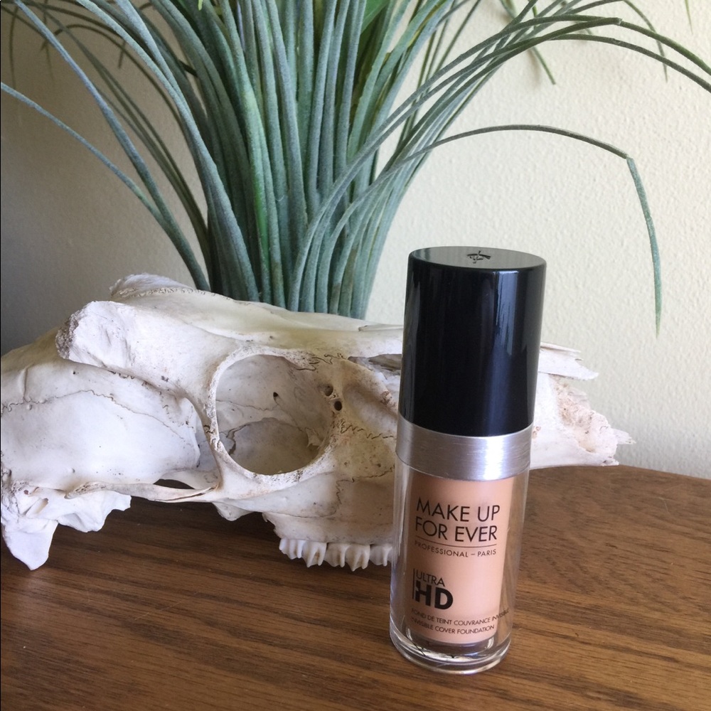 Makeup Forever ultra HD Foundation Y335